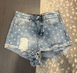 Superdown Jean shorts with stars thumbnail 1