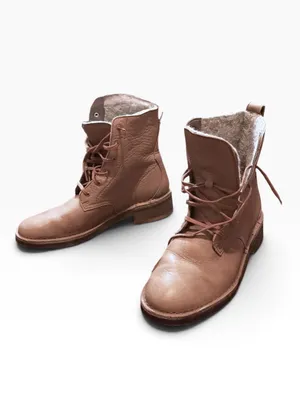 Clarks Women's Brown Lace-Up Faux Fur Ankle Boots thumbnail 3