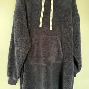 UGG Winola Full Body Hoodie in Black Women’s Size Medium Large thumbnail 7