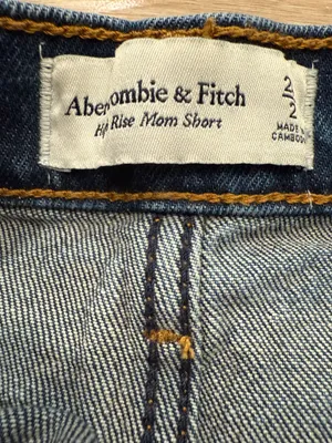 Abercrombie & Fitch High Rise Mom Shorts Size 2/26 thumbnail 2