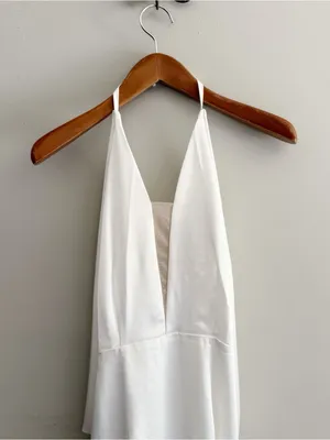 Innovare Denim Satin Elegant White Halter Maxi Dress size Medium thumbnail 2
