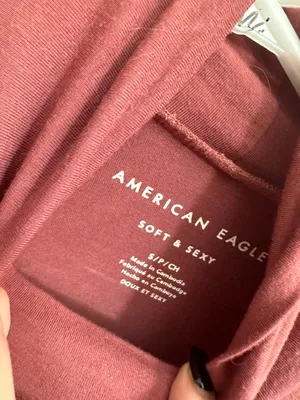 AE pink long sleeve  thumbnail 3