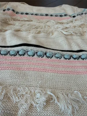 Loft Fringe Detail Cream Striped Women’s Sweater Size Small - C54-155 thumbnail 3