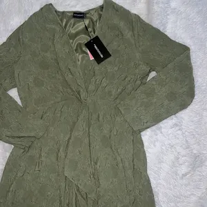 NWT Pretty Little Thing Olive Green Textured Wrap Dress size 14 thumbnail 1