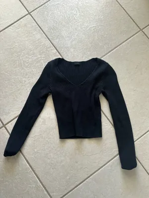 Brandy Melville Top thumbnail 3