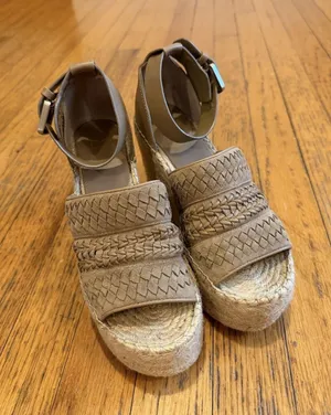 Marc Fisher LTD Malina Sandals Womens Size 7 Beige Leather Espadrille Wedge thumbnail 1
