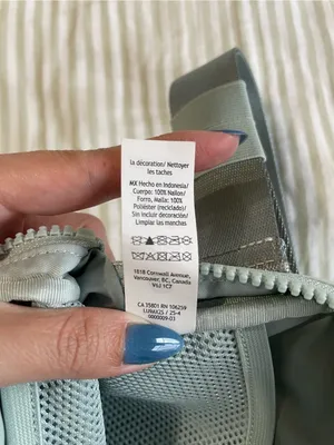 Lululemon Everywhere Belt Bag Seafoam Green Sling Shoulder Fanny Pack thumbnail 8