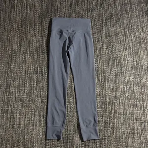 Vuori Cycle For Survival Daily Legging Size XS thumbnail 2