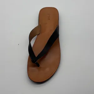 OluKai Loea Leather Flip Flop Sandal Black Tan Womens 10 Left shoe Only thumbnail 2