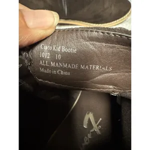 Cisco Kid Bootie Size 10 Dark‎ Brown Suede 1 Inch Heel. Womens. thumbnail 8