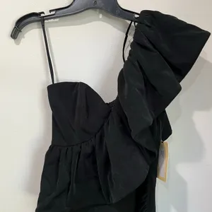 NWT Katie May Take Flight Ruffled One Shouldered Mini Dress Black size Small‎ thumbnail 4