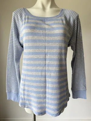Old Navy Classic Y2K Waffle Knit Long Sleeve Top thumbnail 1