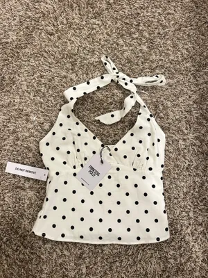 Princess Polly polka dot halter top thumbnail 4