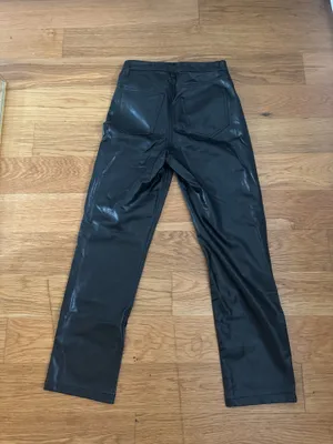 Abercrombie Vegan Leather 90s Pants thumbnail 4