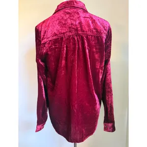 Maeve Anthropologie Red pink Crushed Velvet Button Shirt Long‎ 6 boho whimsi y2k thumbnail 4
