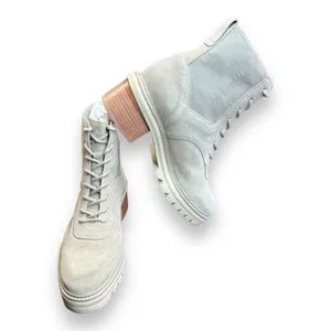 BERNARDO Salerno Lace-Up Rubber Sole Boot US 6.5M White Suede‎ thumbnail 6