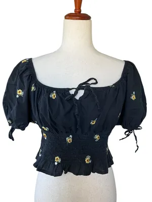 Live 4 Truth embroidered sunflower milkmaid-style crop top thumbnail 1