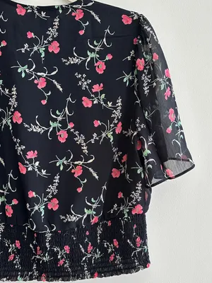 Haver London Smocked Waist Floral Flowy Blouse, Black/Pink, Size Large thumbnail 15