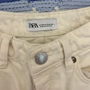 Zara jeans thumbnail 2