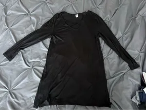 Old Navy Womens black top-M thumbnail 1