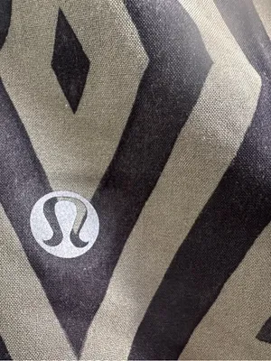 292. Lululemon sz 2 . Only sport bra  thumbnail 4