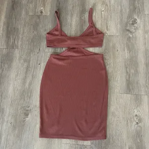 Amazon Dress thumbnail 2