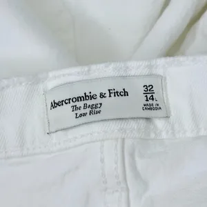 Abercrombie & Fitch White Baggy Low Rise Jeans thumbnail 4