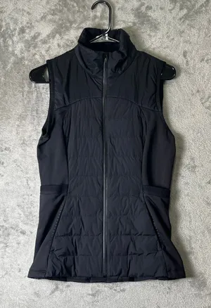 Lululemon Down for It All Vest Psychic Black Size 8 Running Puffer Athletic thumbnail 1