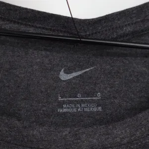 Nike Womens New York Mets MLB Graphic T-Shirt Charcoal Grey Pink Logo Large NEW thumbnail 3