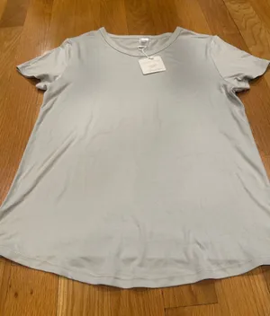 NWT MIA & Tess grey short sleeve lounge shirt size small thumbnail 1