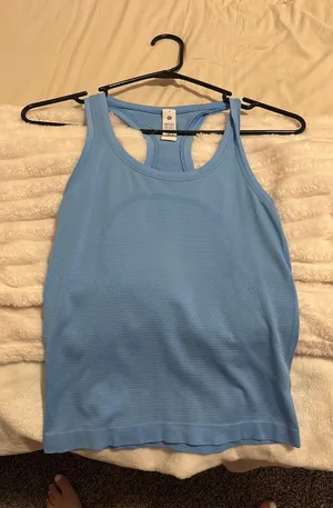 Lululemon tank top thumbnail 1