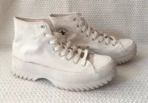 Converse Chuck Taylor White Lugged 2.0 A00871C Shoes Sneakers 10.5 W 8.5 M thumbnail 1