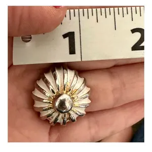 Cream/gold tone vintage cocktail ring thumbnail 8
