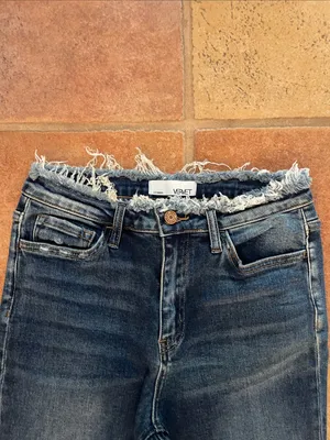 Vervet Frayed Hem Dark Blue Women's slit leg Flare Jeans size 28 thumbnail 4