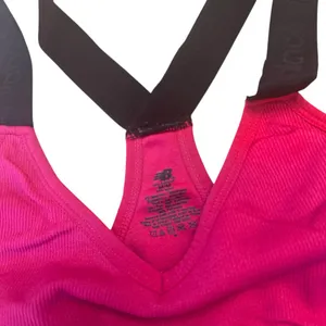 New Balance Seamless Racerback Sports Bra Pink Medium Yoga Gym Logo Flaw Top GUC thumbnail 7