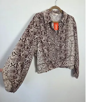 NEW Intempo Brown Snakeskin Blouse Crop Slinky Chic Boho Office Formal Large thumbnail 1