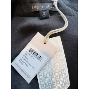 Barefoot Dreams Tie Waist Satin Robe, Luxury Comfort,‎ Black Size Medium, NWT thumbnail 4