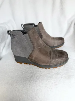 Sorel Evie 2 Chelsea Boots Gray Leather Hidden Wedge Lug Ankle Booties 6.5 thumbnail 8