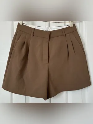 Aritzia The Effortless Short Mid-Thigh Crepette folio taupe brown size 8 thumbnail 4