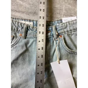 Zara High-Rise Curved Denim Shorts Light Wash Distressed Frayed Size 2 24 EU 34 thumbnail 3