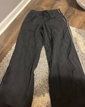 wild fable size small windbreaker pants.  thumbnail 1