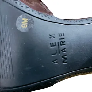 ALEX MARIE PATENT LEATHER ANKLE STRAP HEEL SIZE 9 burgundy color thumbnail 3