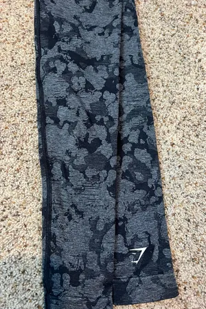 Gymshark Leggings thumbnail 2