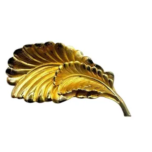 Gold tone vintage double feather brooch thumbnail 1