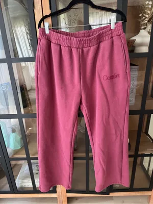 Comfrt Minimalist Sweatpants straight wide leg berry pink thumbnail 7