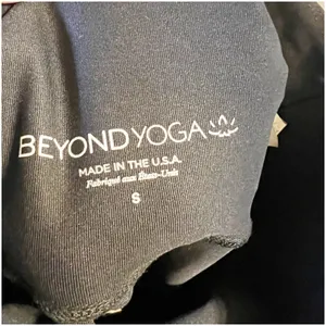 Beyond Yoga High Waisted Metallic Sparkle Leggings Black Women's Size Small thumbnail 10
