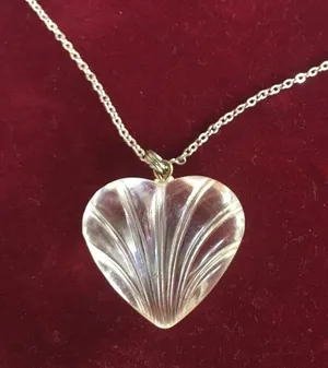90s vintage glass heart necklace thumbnail 2
