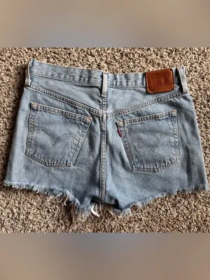 Levi's Women's 501 Jean Shorts thumbnail 3