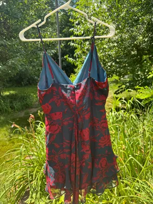 Selfie Leslie Red Floral Wrap Dress thumbnail 4