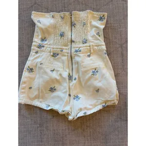 Le Lis Cream Floral Embroidered Smocked Strapless Romper Large thumbnail 3